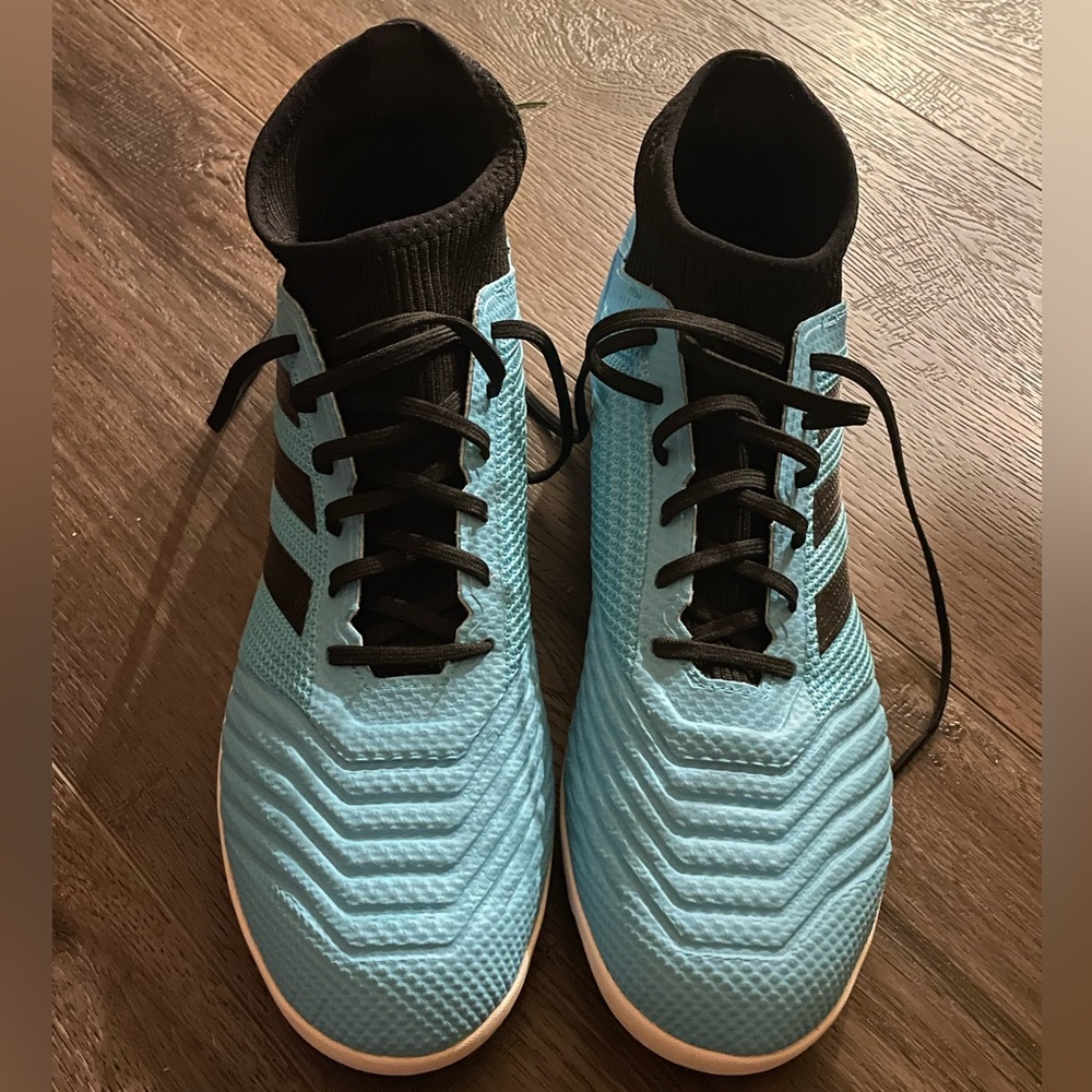 Mens Adidas Predator Indoor Soccer Shoes, size 11